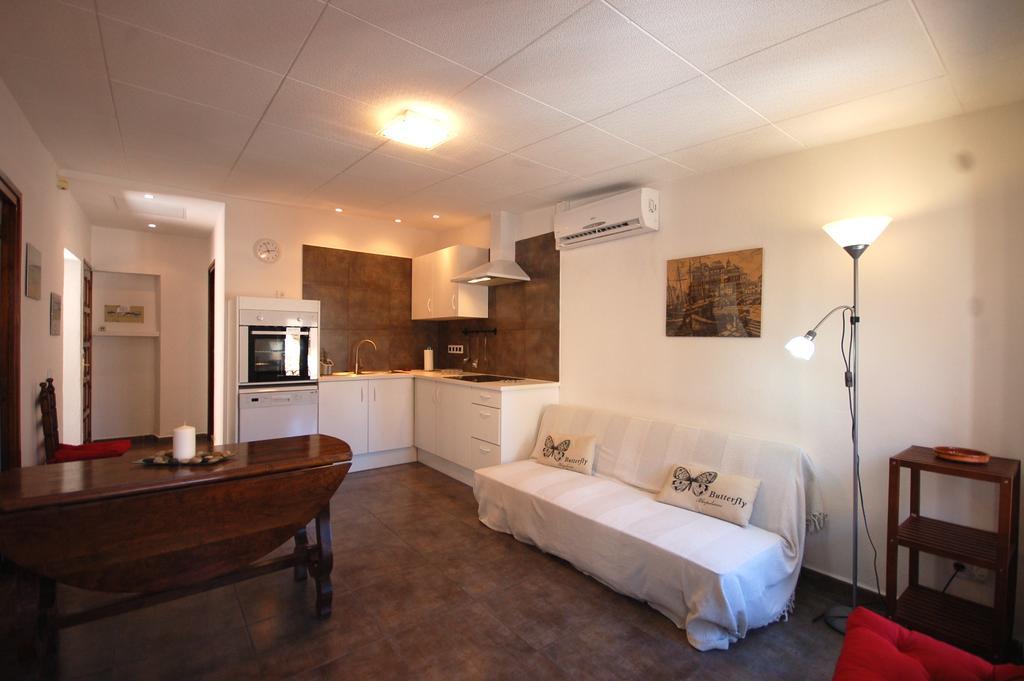 Lets Holidays Cozy Apartment 70 M. From The Beach In Tossa Tossa de Mar Kültér fotó